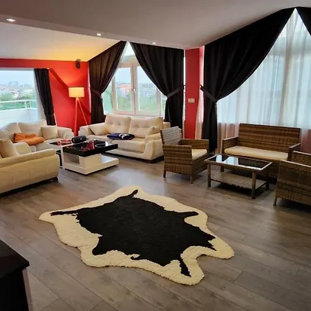 Daire Exclusive Rooftop Penthouse *